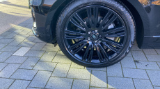 Land Rover Range Rover Sport 3.0 D300 HSE Dynamic Black 5dr Auto Diesel Estate